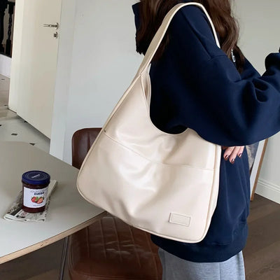 Mia - Bestselling Shoulderbag