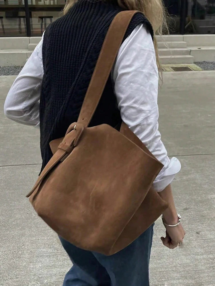 Hazel - Soft Shoulder Bag